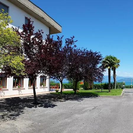 فندق Belvedere بسكييرا ديل غاردا